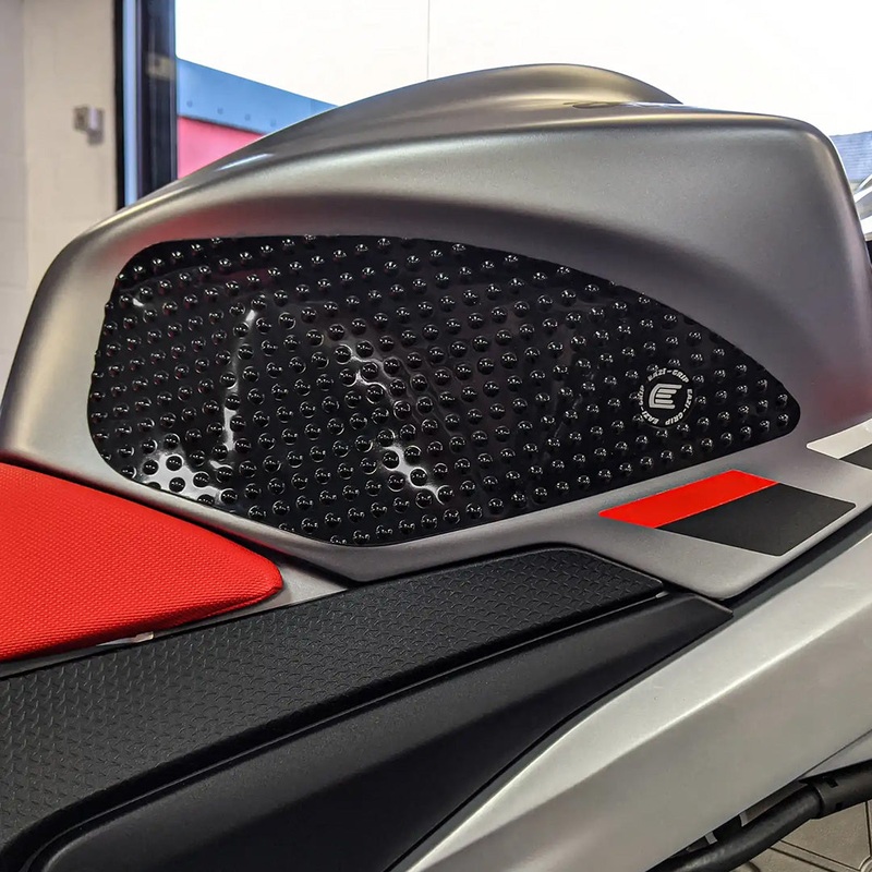 Eazi-Grip Aprilia RS660/Tuono 660 2021-2024 Tank Grips – EVO Black (EVO009BL)