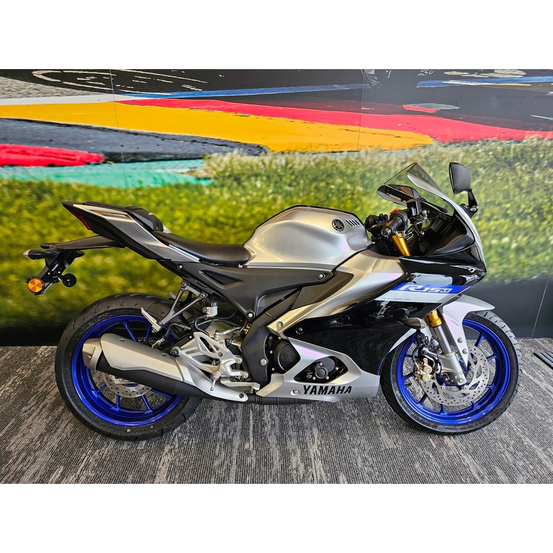 2023 Yamaha YZF-R15M