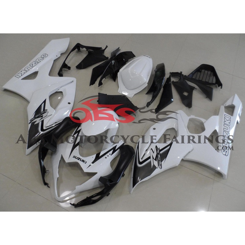 Suzuki GSXR1000 (2005-2006) White & Black Fairings No Seat Cowl No Bolt Kit No Tank