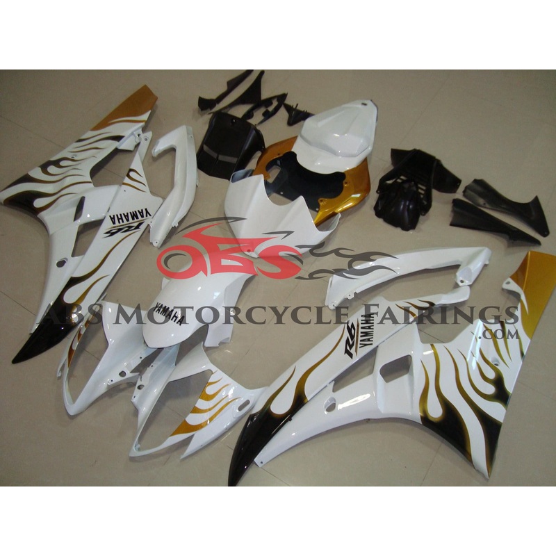 White with Gold & Black Flame 2008-2012 YZF-R6 White with Gold & Black Flame Clear (Injection Mold) Select Bolt Kit