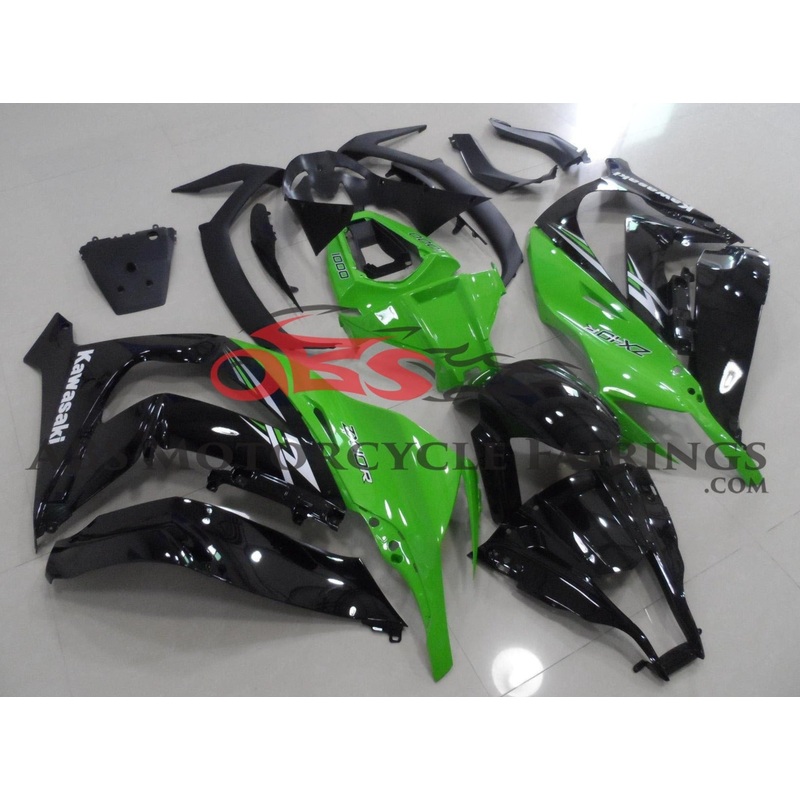 Fairing kit for a Kawasaki Ninja ZX10R (2011-2015) Black & Green No Seat Cowl No Bolt Kit No Tank