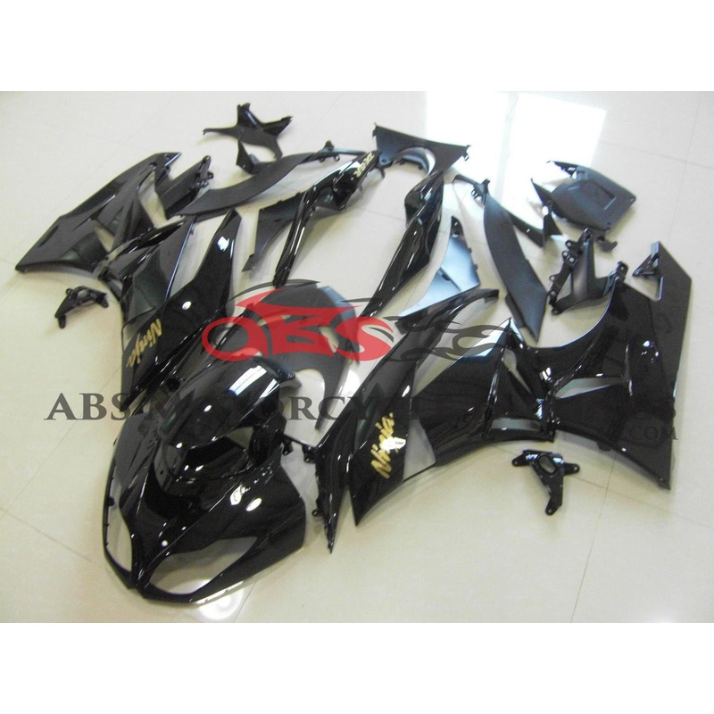 Fairing kit for a Kawasaki Ninja ZX6R 636 (2009-2012) Black & Gold Clear Windscreen: Free No Seat Cowl No Bolt Kit