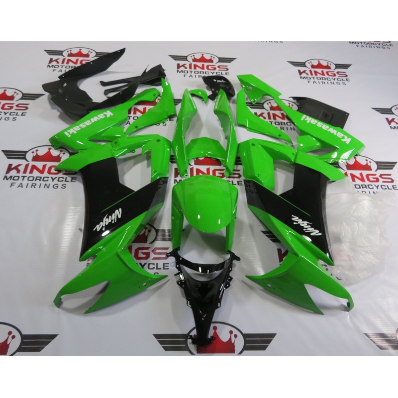 Fairing kit for a Kawasaki Ninja ZX10R (2008-2010) Green, Black & White Clear Windscreen: Free No Seat Cowl No Bolt Kit