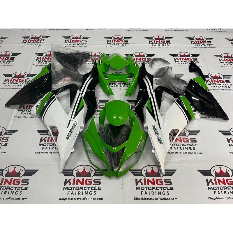 Fairing kit for a Kawasaki ZX6R 636 (2013-2018) White, Green & Black Clear Windscreen: Free No Seat Cowl No Bolt Kit