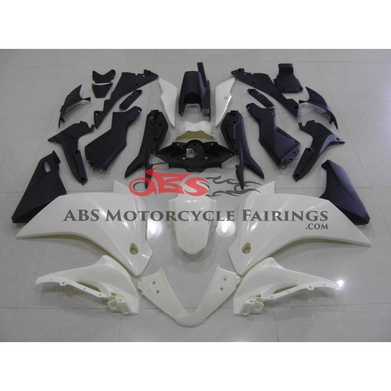 Honda CBR125R Fairings (2011-2016) White Tank Cover: No Bolt Kit: $29.99 Clear Windscreen: Free