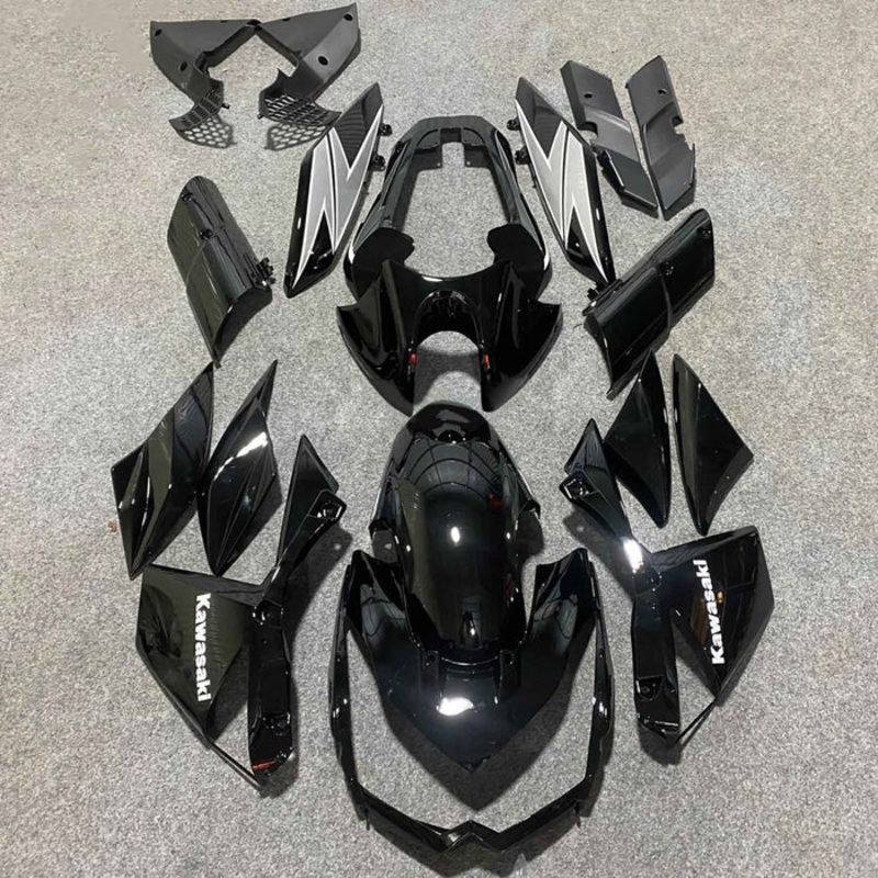 Kawasaki Z1000 Fairings (2010-2013) Black Clear Windscreen: Free Bolt Kit: No Seat Cowl: No
