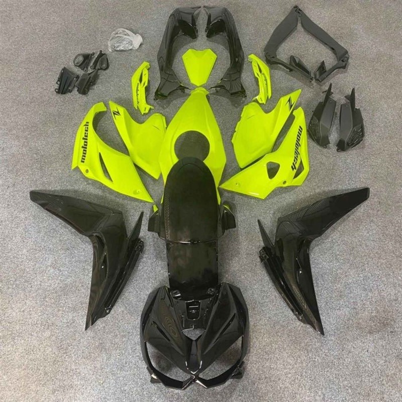 Kawasaki Z1000 Fairings (2014-2019) Black, Yellow Clear Windscreen: Free Bolt Kit: No