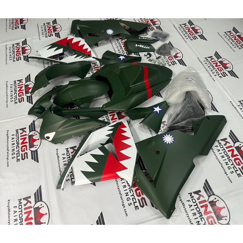 Fairing kit for a Kawasaki ZX10R (2004-2005) Matte Green Flying Tiger Bomber No Seat Cowl No Bolt Kit No Tank