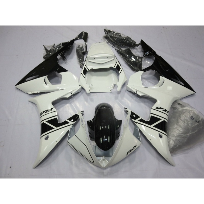 Yamaha YZF-R6 (2003-2004) White & Black Fairings Clear Windscreen: Free No Seat Cowl No Bolt Kit