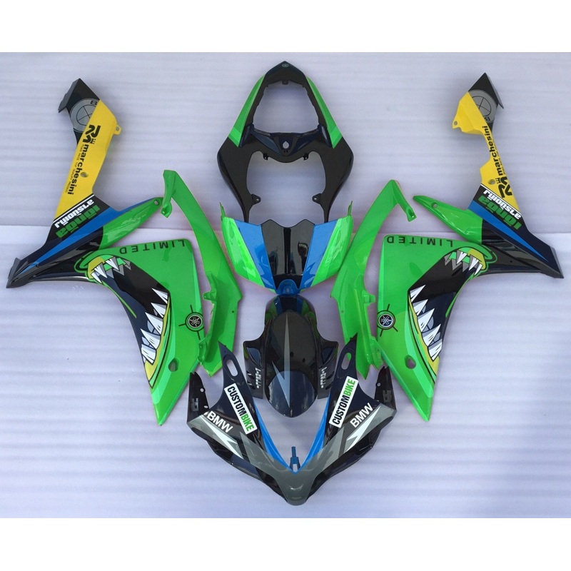 Yamaha YZF-R1 (2007-2008) Black & Green Shark Teeth Fairings No Seat Cowl No Bolt Kit No Tank