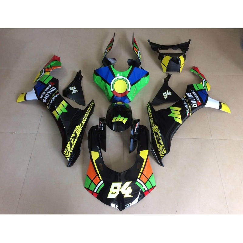 Yamaha YZF-R1 (2015-2019) Black Color Wheel 94 Fairings No Seat Cowl No Bolt Kit No Tank