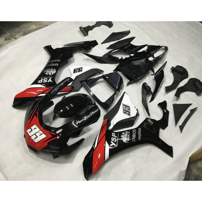 Yamaha YZF-R1 (2015-2019) Black, Red & White 99 Fairings No Seat Cowl No Bolt Kit No Tank