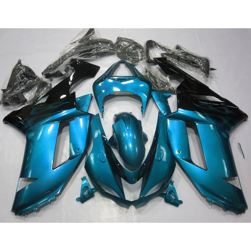 Fairing kit for a Kawasaki Ninja ZX6R 636 (2007-2008) Light Blue & Black Clear Windscreen: Free No Seat Cowl No Bolt Kit