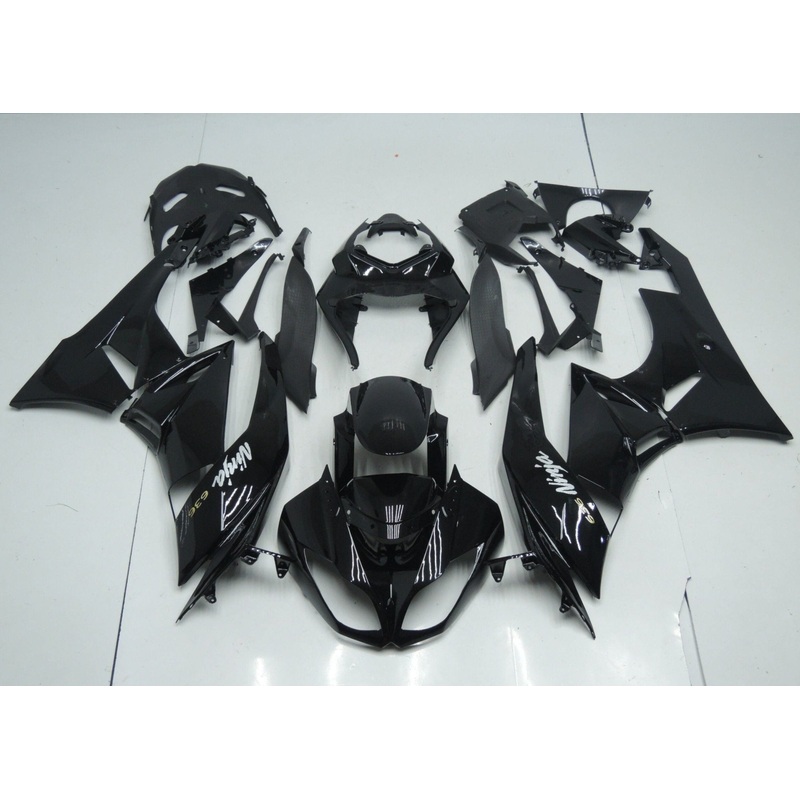 Fairing kit for a Kawasaki Ninja ZX6R 636 (2009-2012) Gloss Black Clear Windscreen: Free No Seat Cowl No Bolt Kit