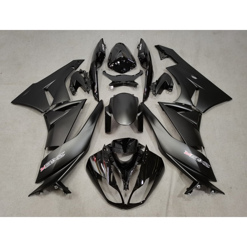 Fairing kit for a Kawasaki Ninja ZX6R 636 (2009-2012) Matte Black, Gloss Black, White & Red Clear Windscreen: Free No Seat Cowl No Bolt Kit