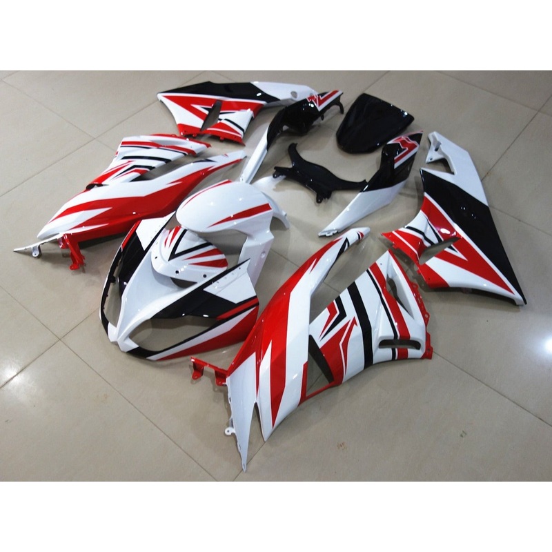Fairing kit for a Kawasaki Ninja ZX6R 636 (2009-2012) White, Red & Black Clear Windscreen: Free No Seat Cowl No Bolt Kit