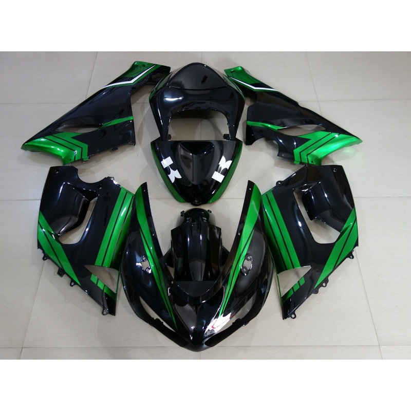 Fairing kit for a Kawasaki ZX6R 636 (2005-2006) Black, Green & White Clear Windscreen: Free No Seat Cowl No Bolt Kit