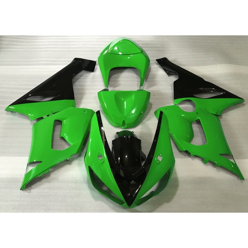 Fairing kit for a Kawasaki ZX6R 636 (2005-2006) Green & Black Clear Windscreen: Free No Seat Cowl No Bolt Kit