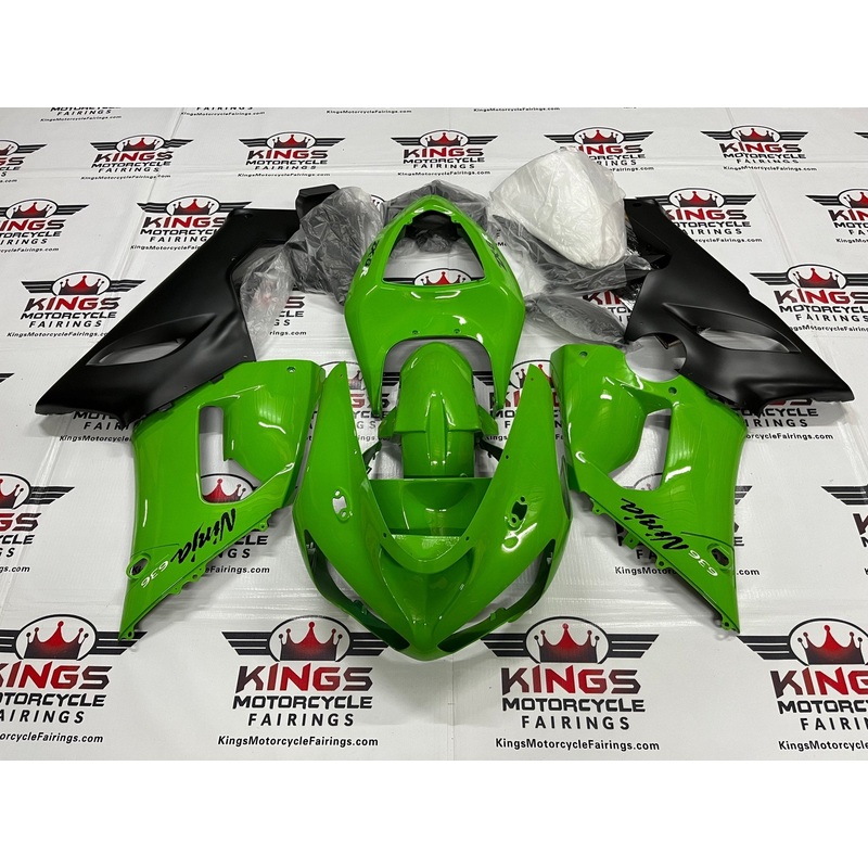 Fairing kit for a Kawasaki ZX6R 636 (2005-2006) Green & Matte Black Clear Windscreen: Free No Seat Cowl No Bolt Kit