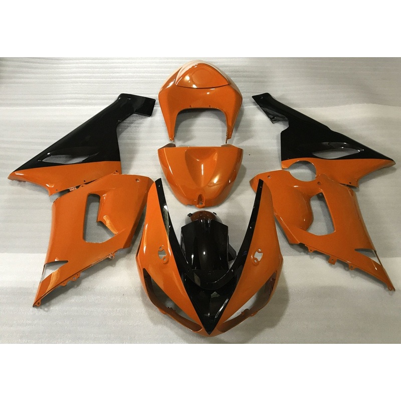 Fairing kit for a Kawasaki ZX6R 636 (2005-2006) Orange & Black Clear Windscreen: Free No Seat Cowl No Bolt Kit