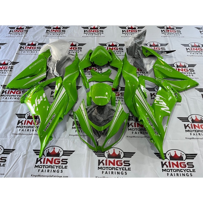 Fairing kit for a Kawasaki ZX6R 636 (2013-2018) Green, White Clear Windscreen: Free No Seat Cowl No Bolt Kit