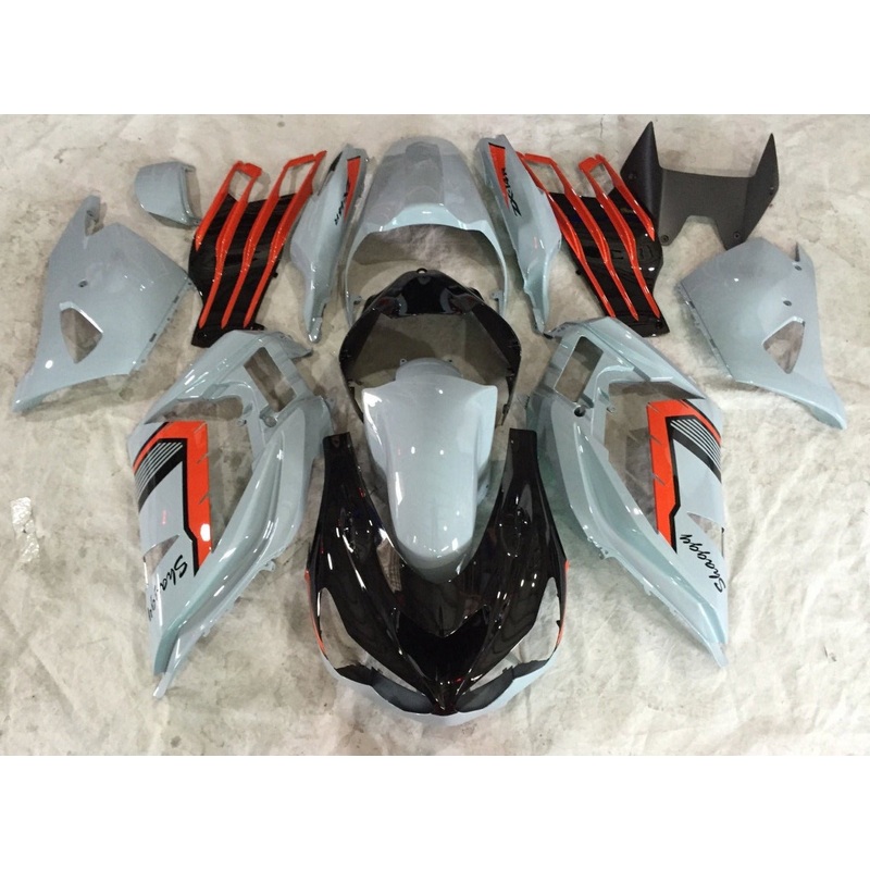 Fairing kit for a Kawasaki ZX6R 636 (2013-2018) Nardo Gray, Black & Red Clear Windscreen: Free No Seat Cowl No Bolt Kit