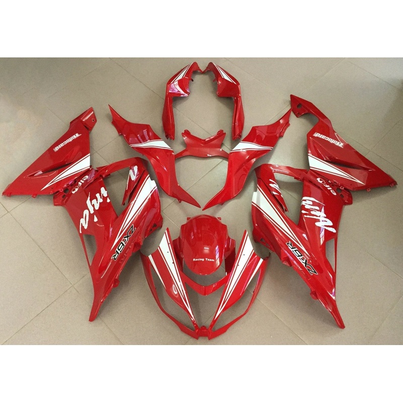Fairing kit for a Kawasaki ZX6R 636 (2013-2018) Red & White Clear Windscreen: Free No Seat Cowl No Bolt Kit