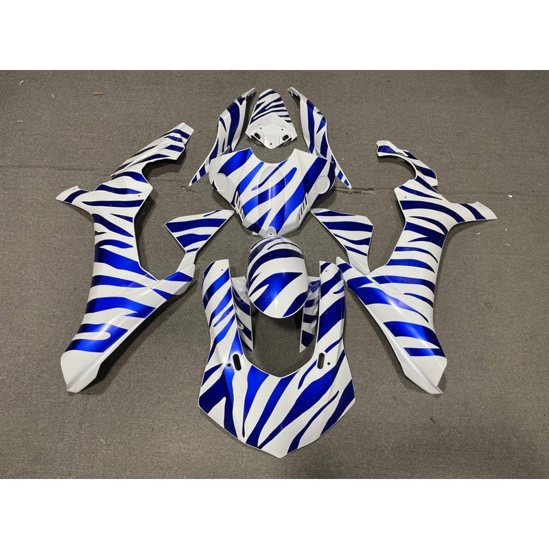 Yamaha YZF-R1 (2015-2019) White & Blue Zebra Fairings No Seat Cowl No Bolt Kit No Tank