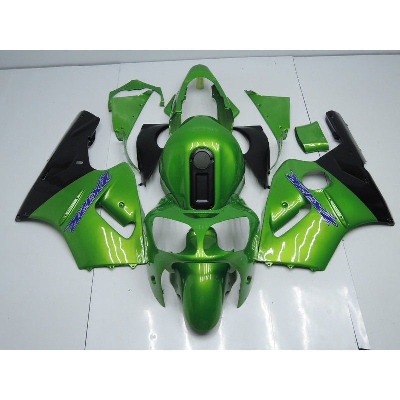 Fairing kit for a Kawasaki Ninja ZX12R (2000-2001) Green, Matte Black & Blue No Seat Cowl No Bolt Kit No Tank