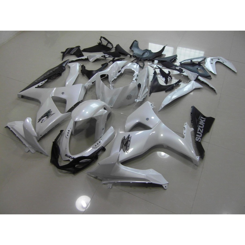 Suzuki GSXR1000 (2009-2016) Pearl White, Black & Chrome Fairings Clear Windscreen: Free No Seat Cowl No Bolt Kit