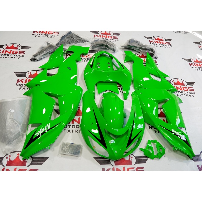 Fairing kit for a Kawasaki Ninja ZX10R (2006-2007) Green Arrow Clear Windscreen: Free No Seat Cowl No Bolt Kit