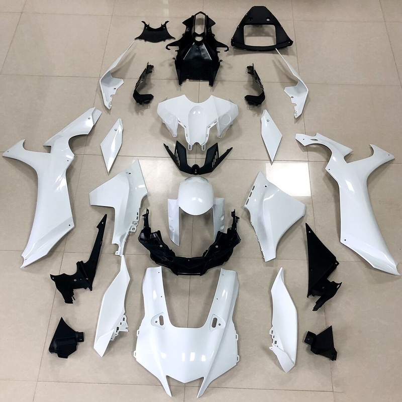 Yamaha YZF-R1 (2020-2025) White Fairings No Seat Cowl No Bolt Kit No Tank