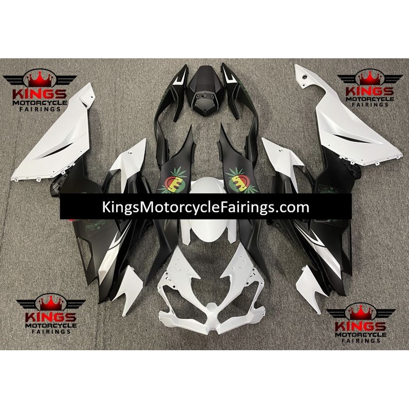 Fairing kit for a Kawasaki Ninja ZX6R 636 (2019-2023) Matte White & Matte Black Smiley Face No Seat Cowl No Bolt Kit No Tank