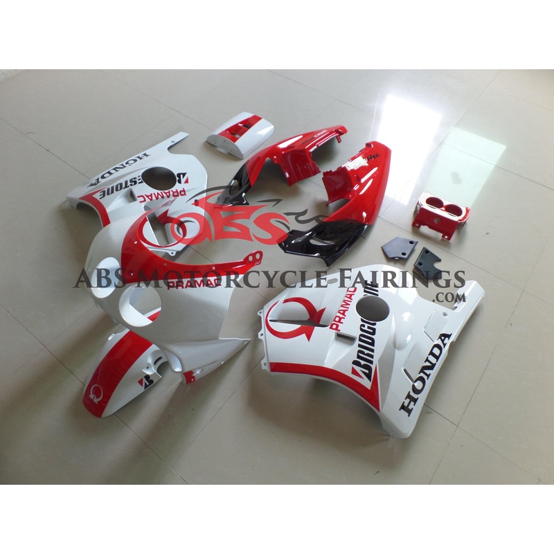 Pramac White & Red Honda MC22 Pramac White & Red Clear (Injection Mold) Select Bolt Kit