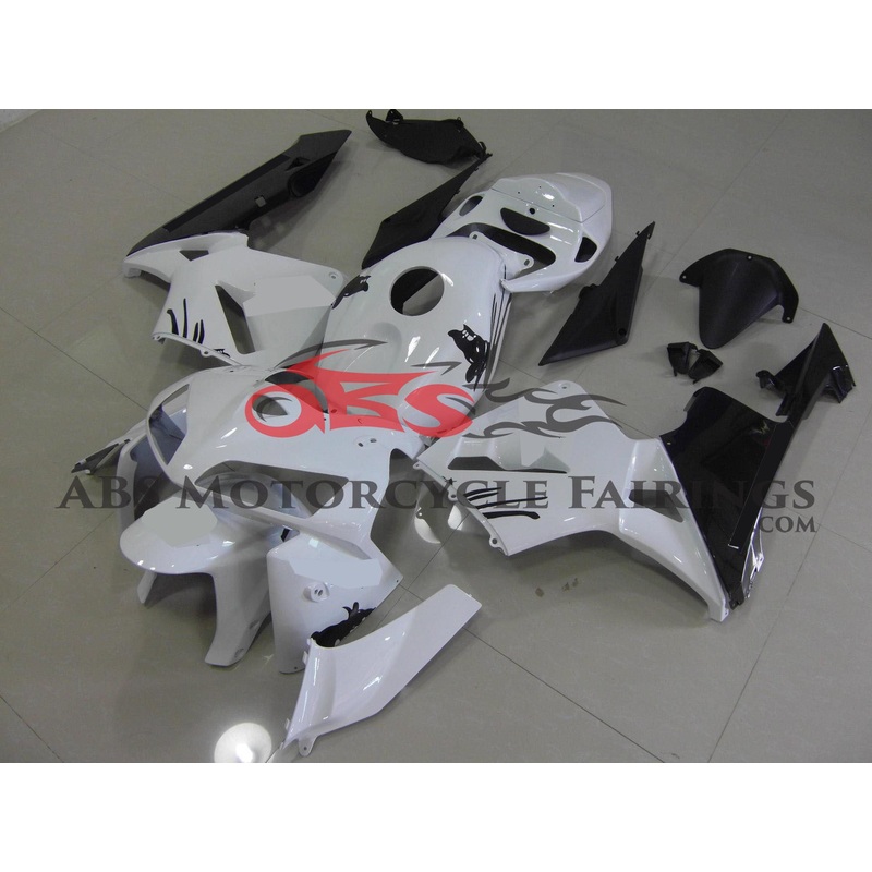 White with Special Decals 2005-2006 Honda CBR600RR White with Special Decals Clear (Injection Mold) Select Bolt Kit