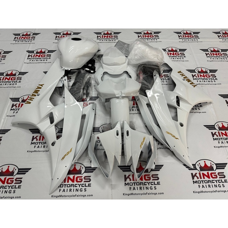 Yamaha YZF-R6 (2006-2007) Gloss White, Gold Fairings No Seat Cowl No Bolt Kit No Tank