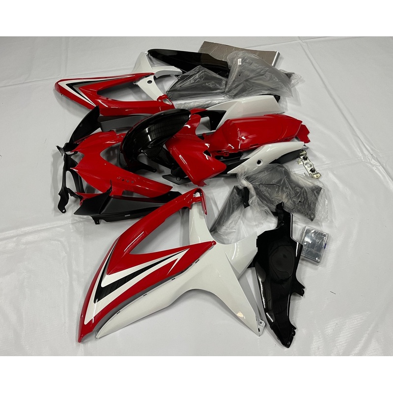 Suzuki GSXR600 (2008-2010) Red Gloss, White, Black Fairings No Seat Cowl No Bolt Kit No Tank