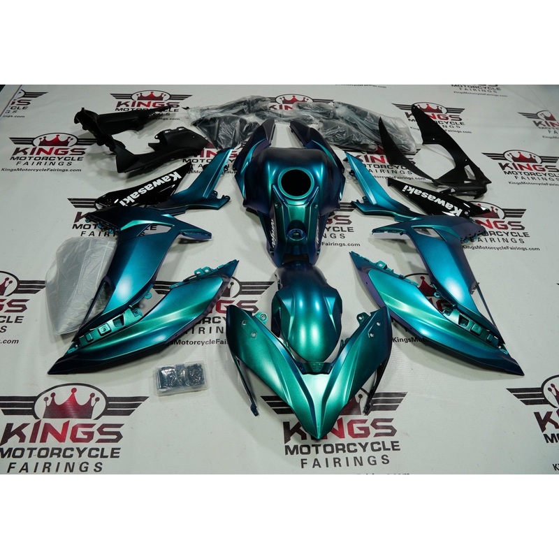 Fairings for Kawasaki Ninja 650 (2017-2019) Satin Green, Blue Chameleon Clear Windscreen: Free No Bolt Kit No Tank