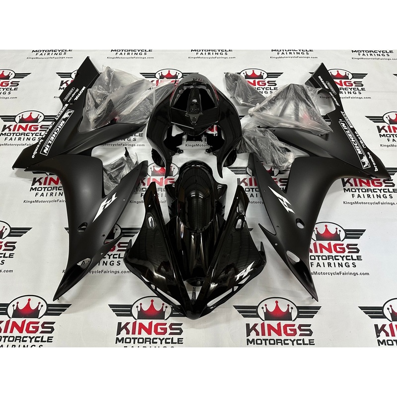 Yamaha YZF-R1 (2004-2006) Black Gloss, Matte Black Fairings No Seat Cowl No Bolt Kit No Tank