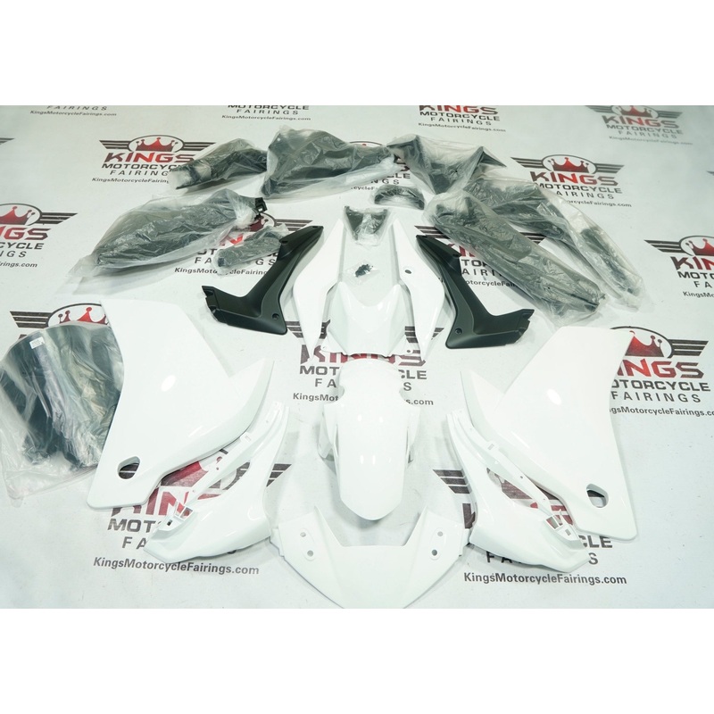 Honda CBR125R Fairings (2011-2016) White Gloss Tank Cover: No Bolt Kit: $29.99 Clear Windscreen: Free