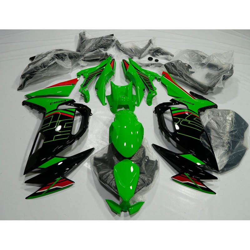 Fairings for Kawasaki Ninja 650 (2020-2025) Black, Green, Red Clear Windscreen: Free No Bolt Kit No Tank