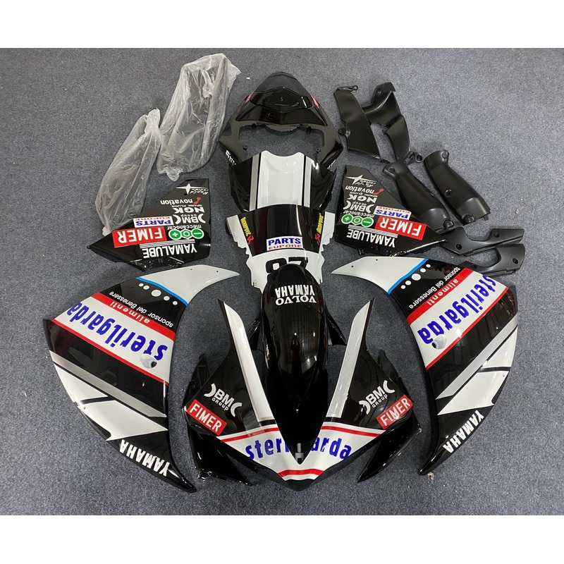 Yamaha YZF-R1 (2009-2011) Black, White Sterilgarda Race Fairings No Seat Cowl No Bolt Kit No Tank