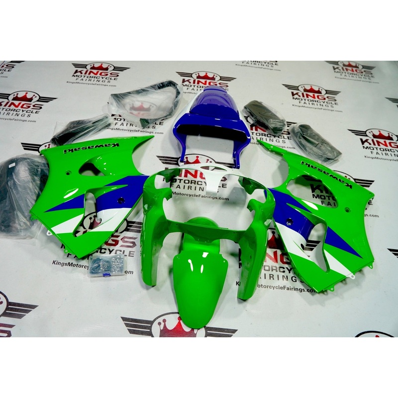 Fairing kit for a Kawasaki ZX6R 636 (2000-2002) Green, Blue, White Clear Windscreen: Free No Seat Cowl No Bolt Kit