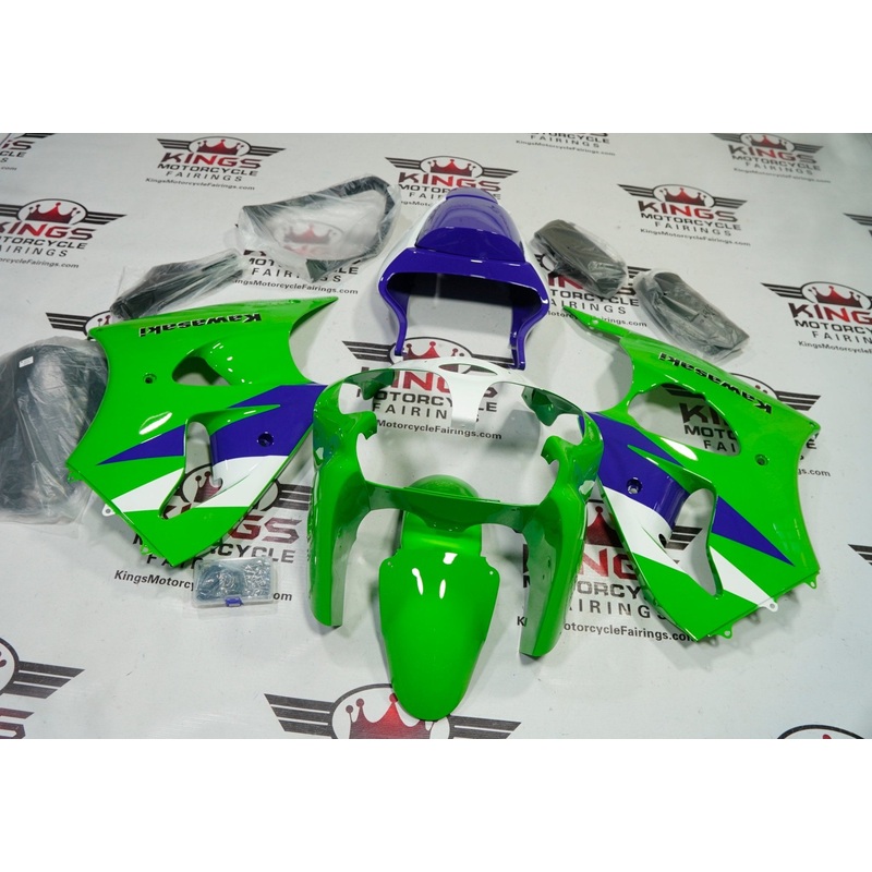 Fairing kit for a Kawasaki ZX6R 636 (2000-2002) Green, Purple, White Clear Windscreen: Free No Seat Cowl No Bolt Kit