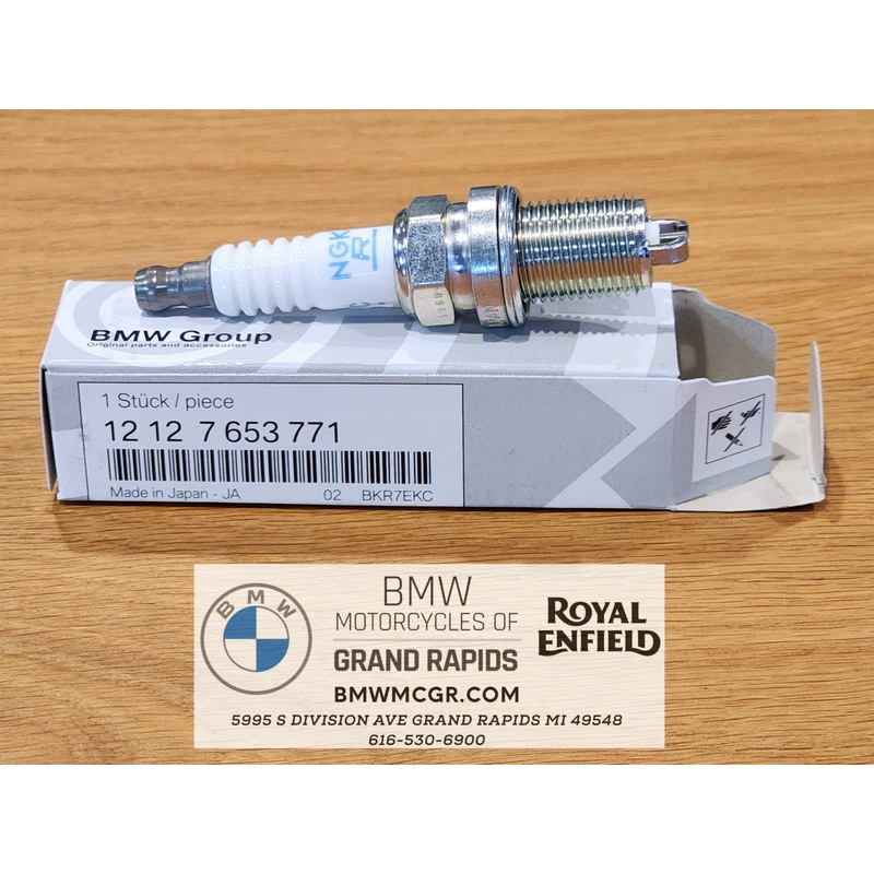 BMW SPARK PLUG: 12127653771 for R1150 MAIN