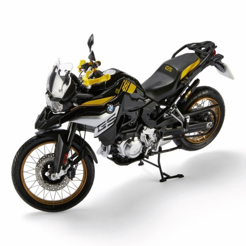 BMW F850GS 1:10 SCALE MODEL