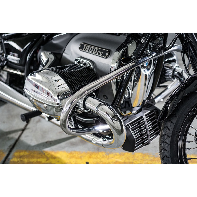 WUNDERLICH CHROME ENGINE BAR 18100000 FOR R18 MODELS 2021-2023 R18 AND R18 CLASSIC