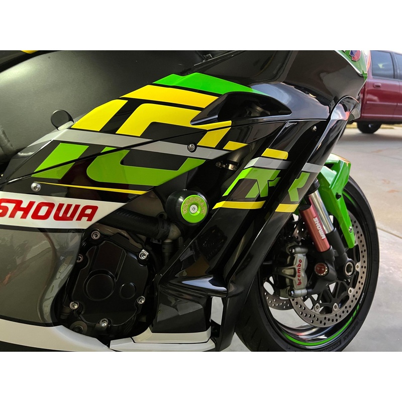 50-0170 Kawasaki ZX10R Frame Silder Kit w/ pucks Standard Pucks