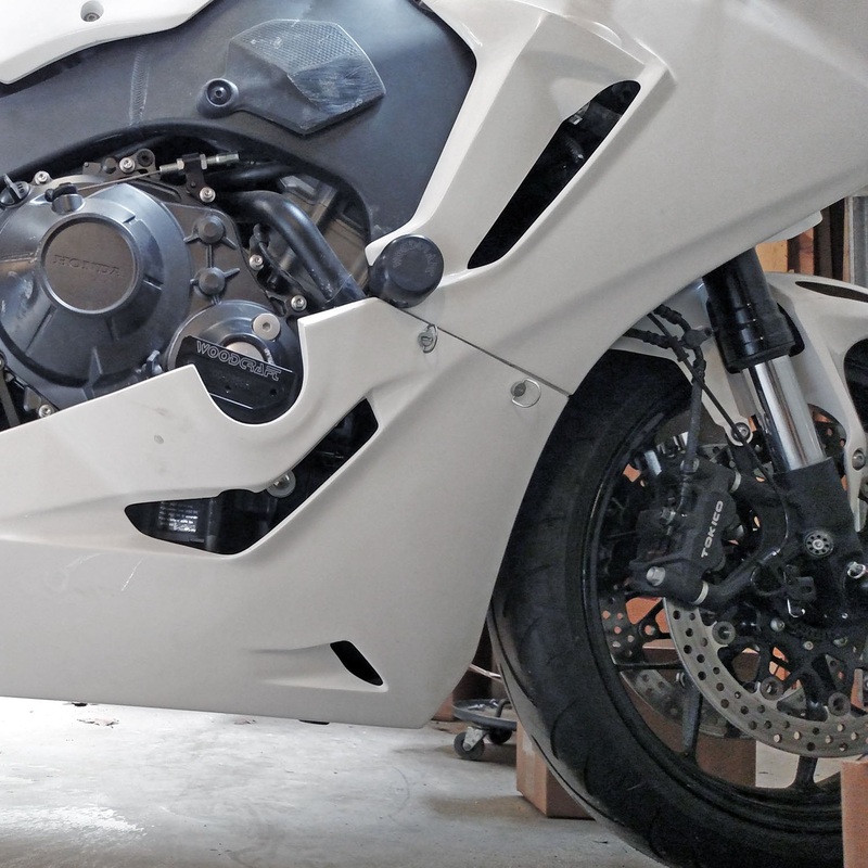 50-0342 Honda CBR1000RR Frame Slider Kit with pucks Standard Pucks