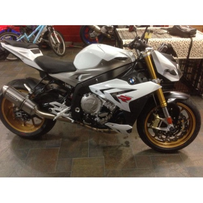 Hindle Evolution Full System BMW S1000R 2014-16 Black Ceramic Evolution – SS Tip